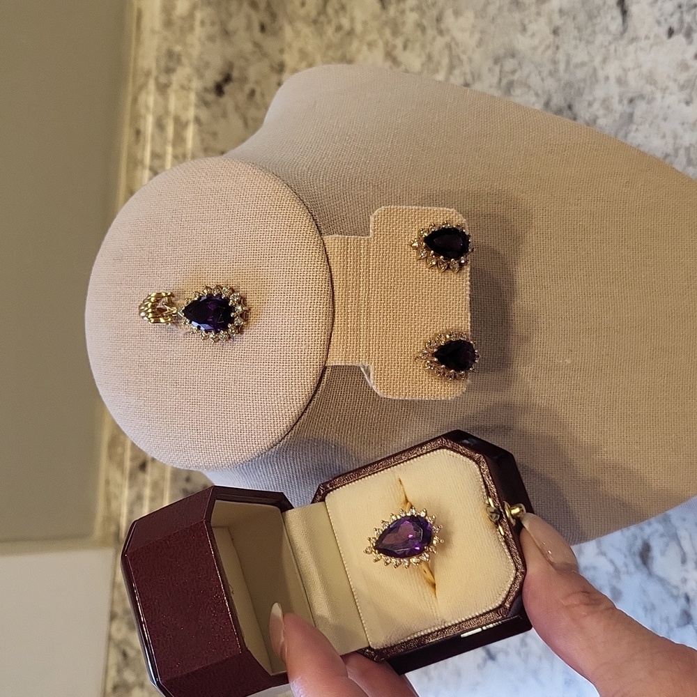 Genuine 14K Yellow Gold, Diamonds, & Amethyst Fine Jew… - Picture 2 of 16